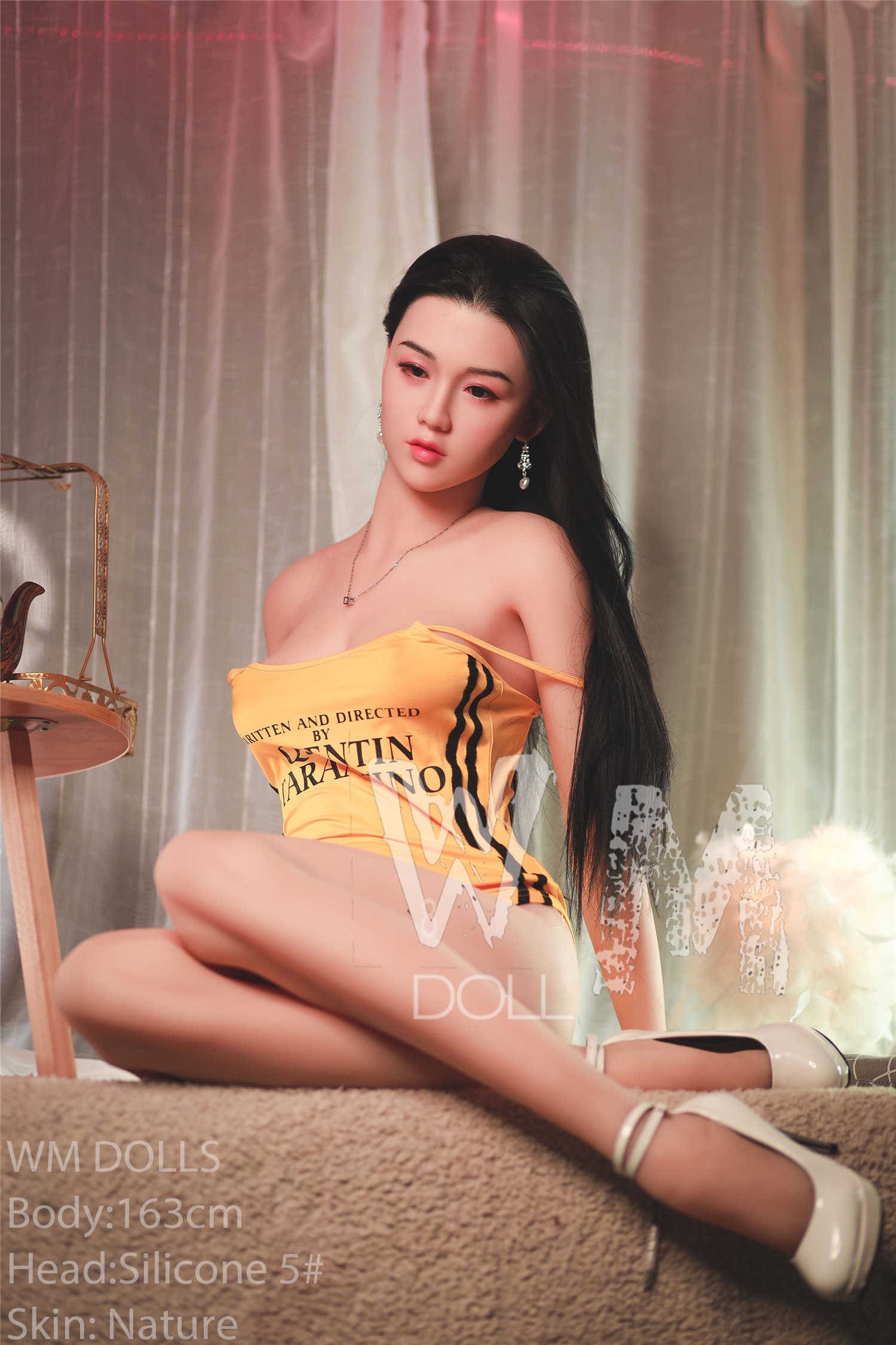 Секс-кукла Leisun фото 19 - SexDolls.com.ua Секс кукла азиатка Leisun в желтом купальнике красиво сидит