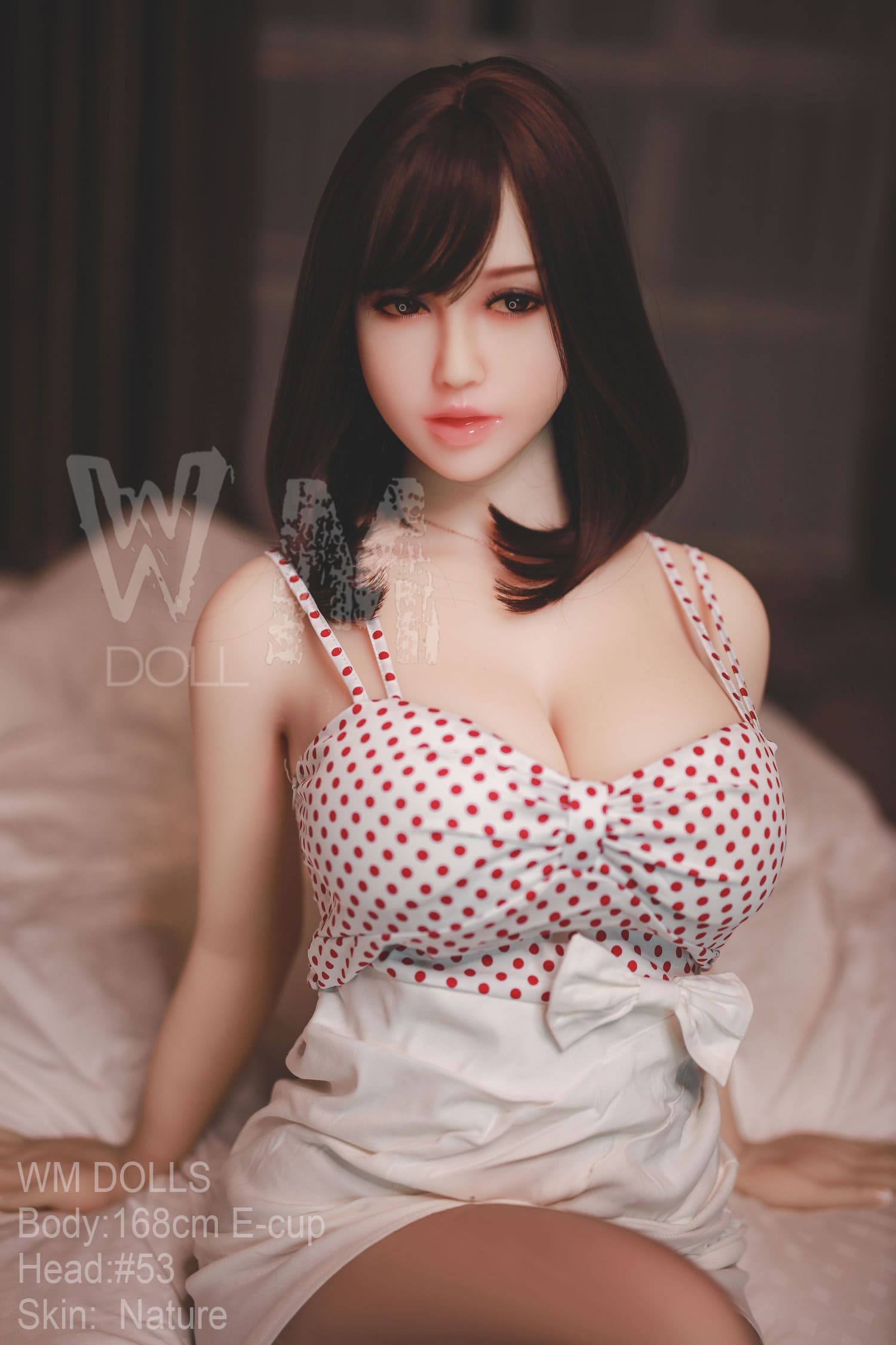 Секс-кукла Etel фото 26 - SexDolls.com.ua Реалистичная секс кукла Etel смотрит в сторону
