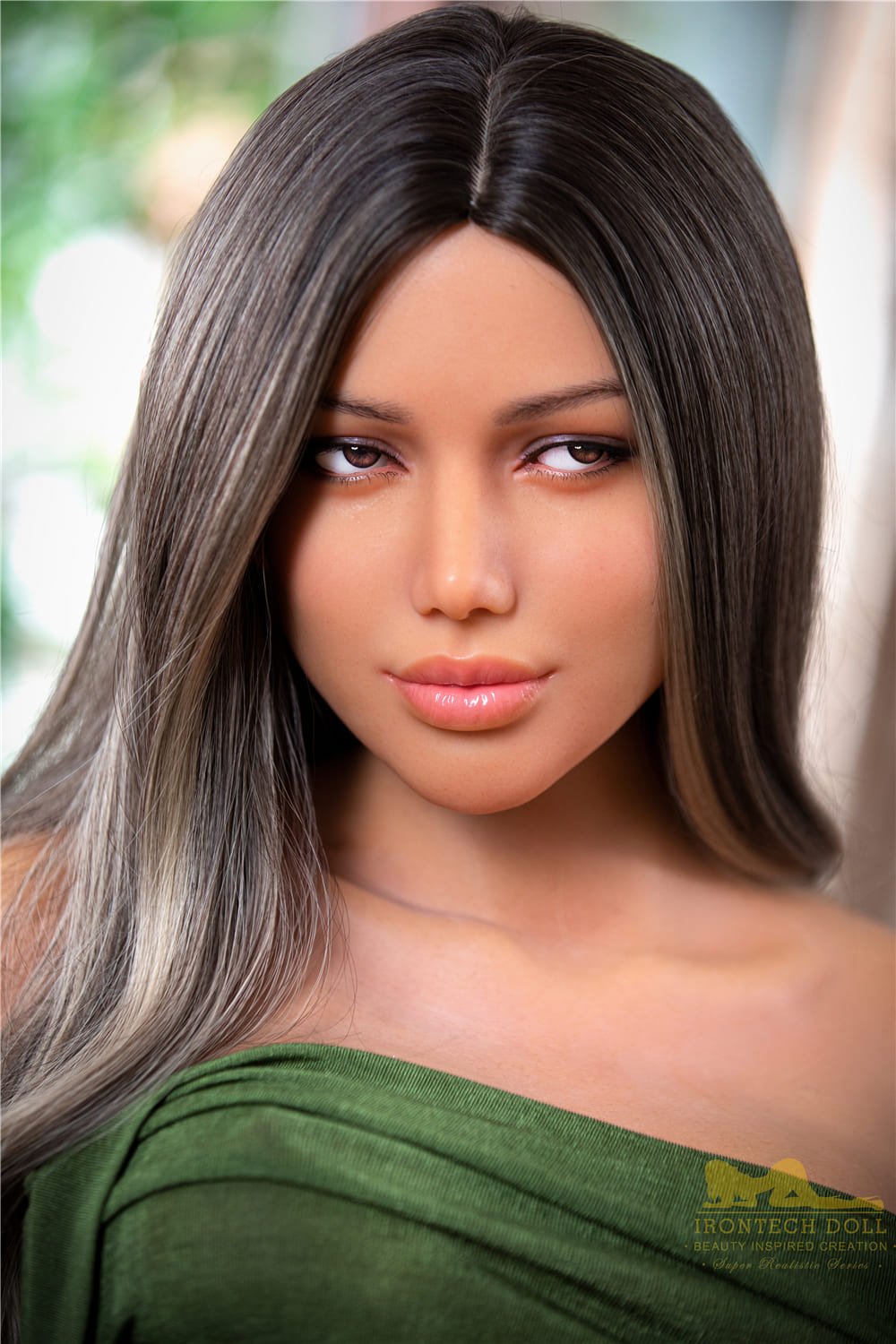 секс-кукла Celiana - фото 2 - SexDolls.com.ua Секс кукла Celiana с пышными губами