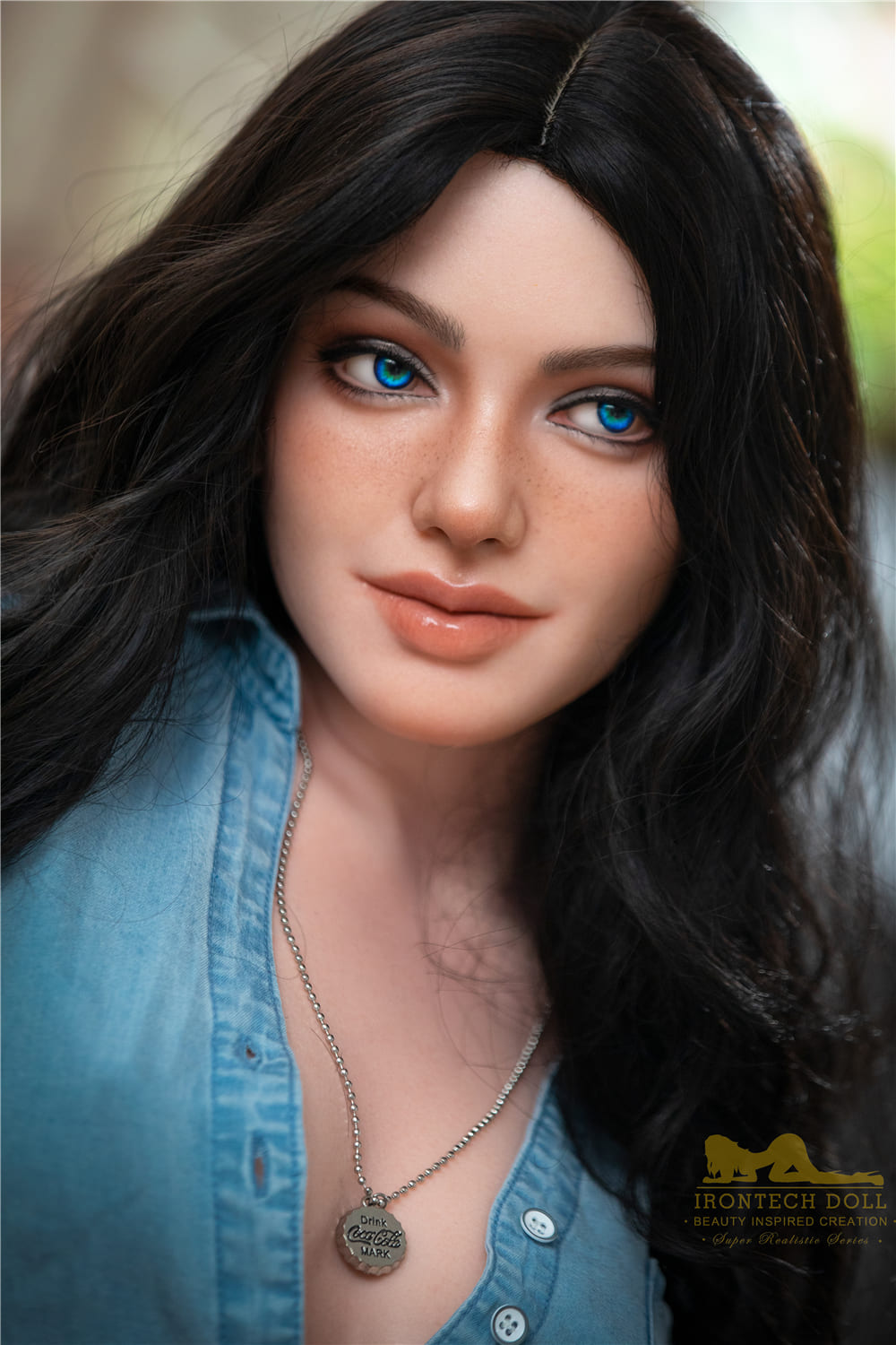 Секс-кукла Bel фото 4 - SexDolls.com.ua Секс кукла Bel с голубыми глазами