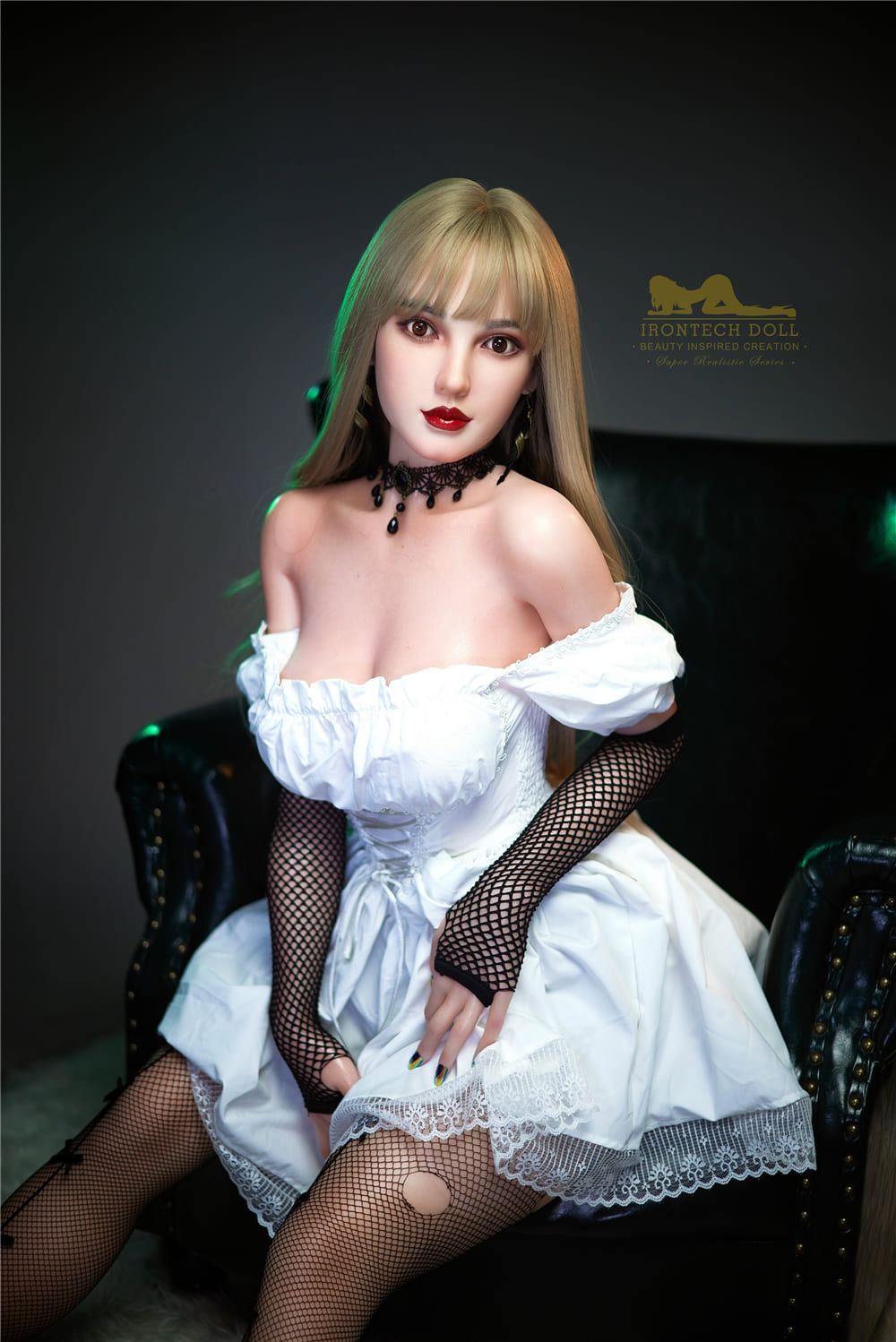Секс-кукла Cherry фото 9 - SexDolls.com.ua Секс кукла Cherry в коротком платье