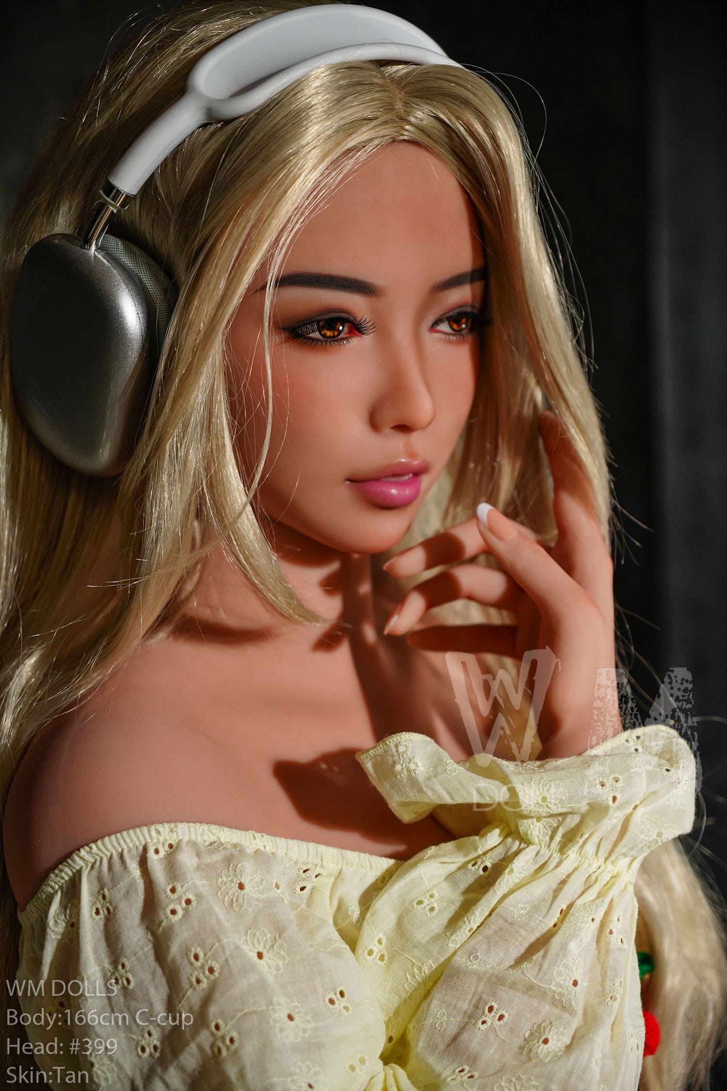 Секс-кукла Nadine фото 5 - SexDolls.com.ua Секс кукла Nadine в блузке