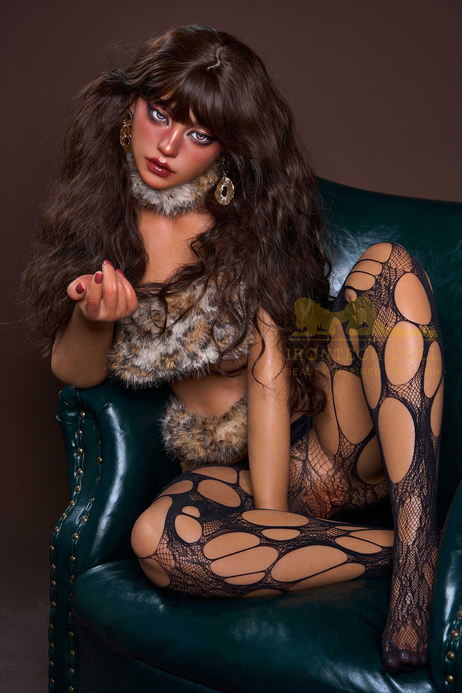 Секс-кукла Fierce фото 22 - SexDolls.com.ua Секс кукла Fierce в мехах