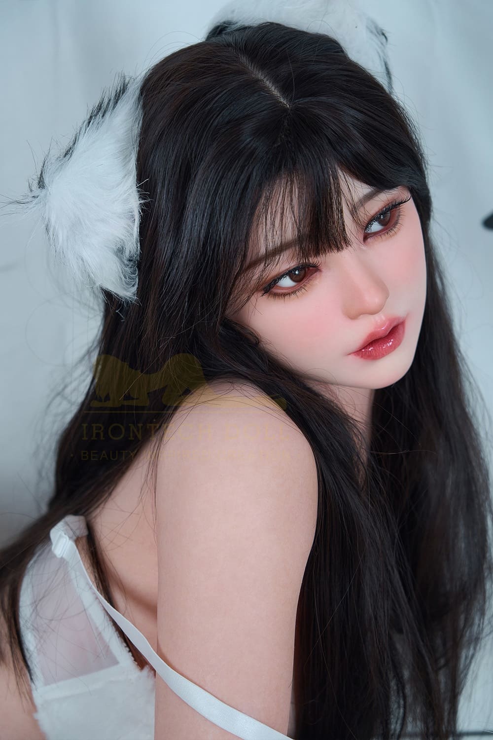 Секс-кукла Missy - фото 17 - SexDolls.com.ua Секс кукла Missy с ушками кошки на голове