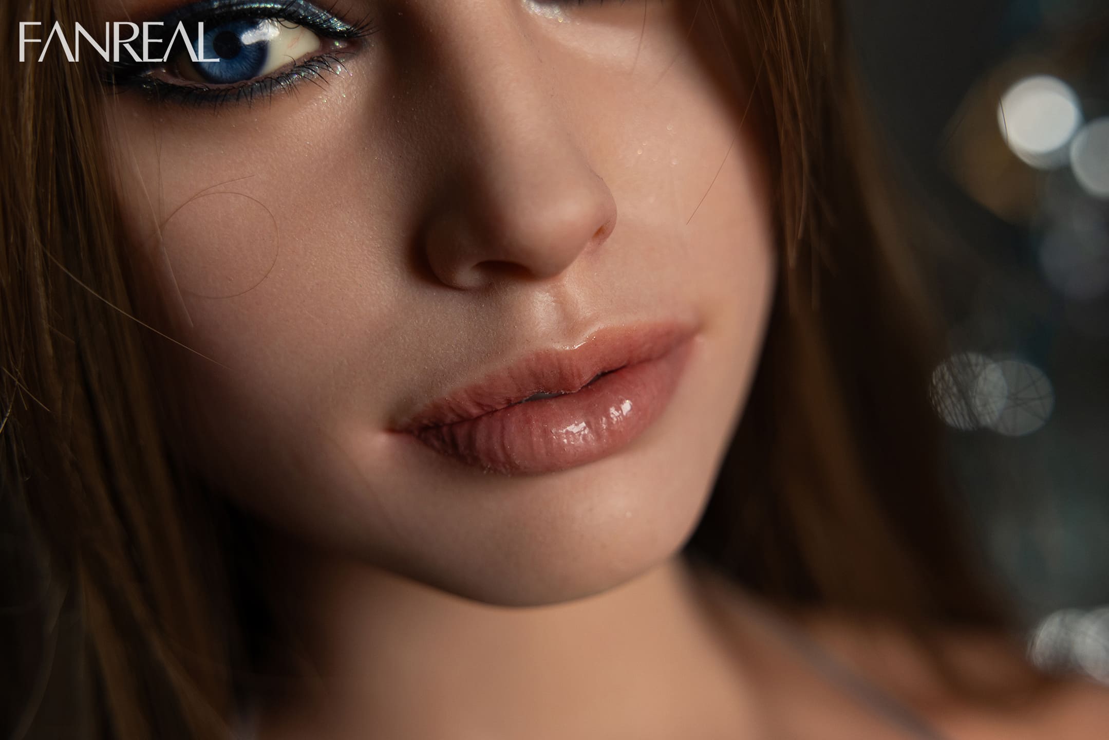 Торс секс-куклы Delta фото 02 - SexDolls.com.ua Торс секс куклы Delta фото губ