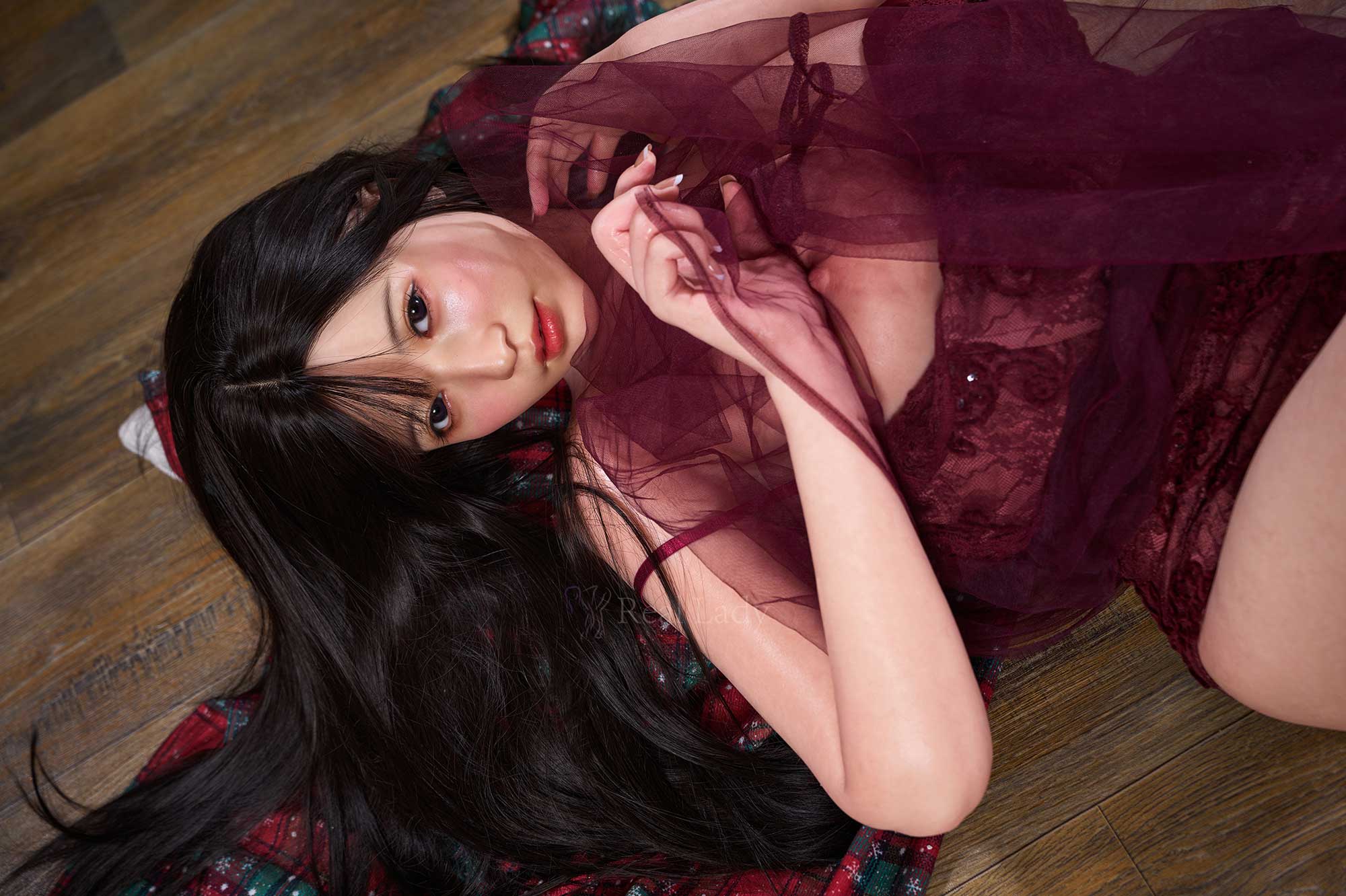 Секс-кукла Emiliana фото 29 - SexDolls.com.ua Секс кукла Emiliana с длинными волосами