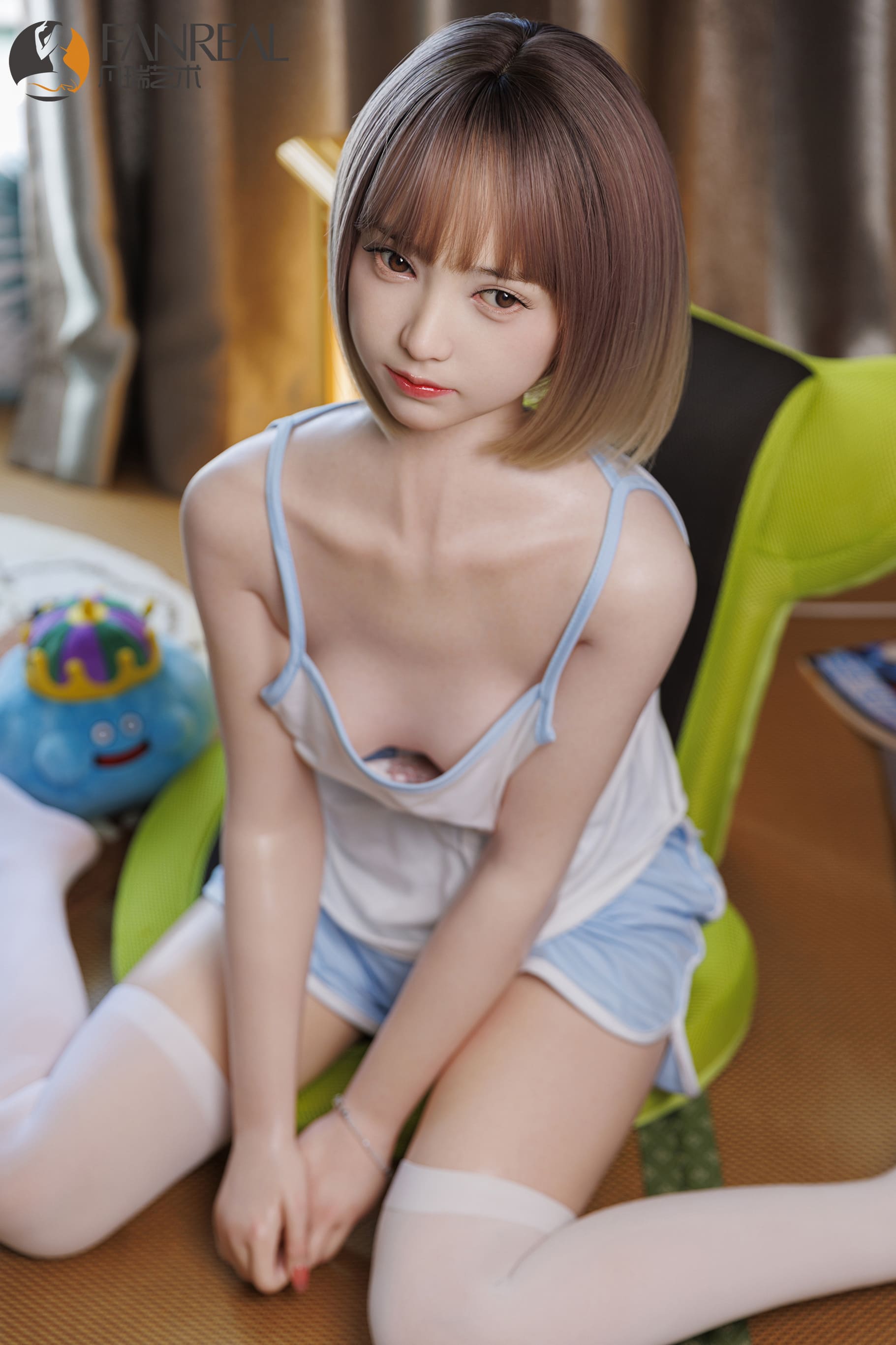 Секс-кукла Kiyomi фото 09 - SexDolls.com.ua Секс кукла Kiyomi смотрит в сторону