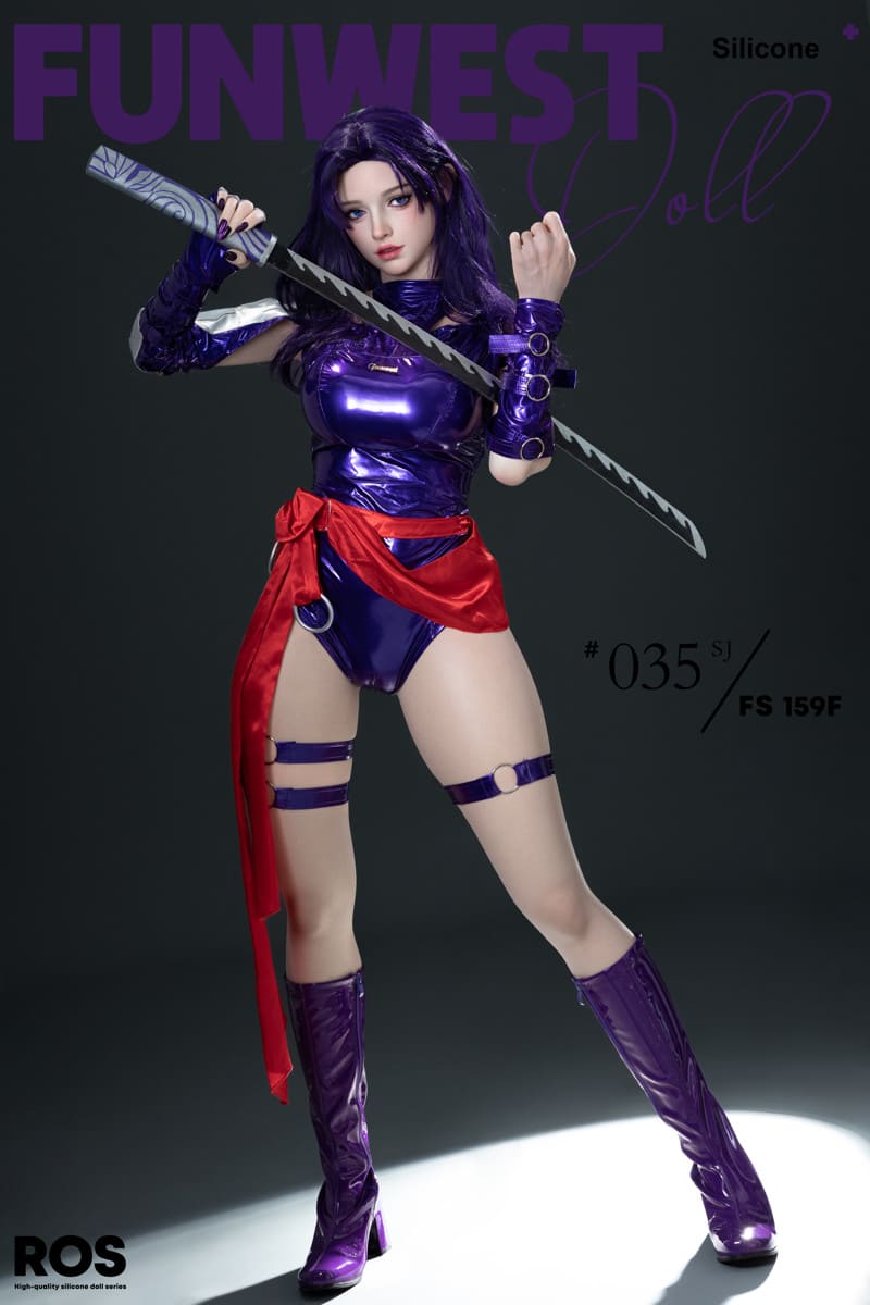 Секс-кукла Psylocke - фото 12 - SexDolls.com.ua Секс кукла Psylocke стоит с мечом на груди